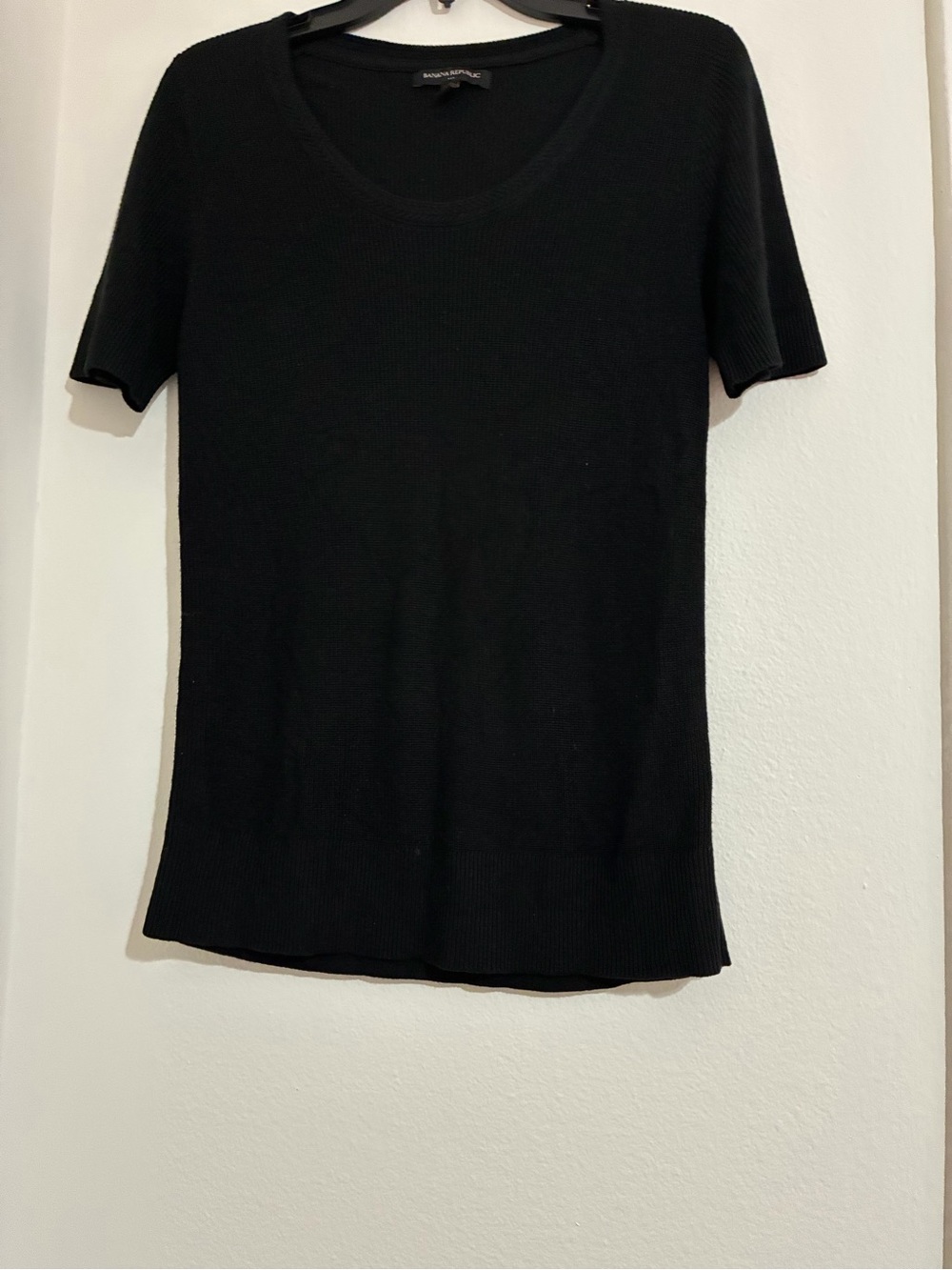 Banana Republic Black Short Sleeve Ribbed Knit Top